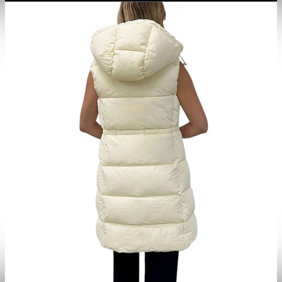 NWT REBECCA MINKOFF Cream Sleeveless Puffer Vest - Picture 2 of 8